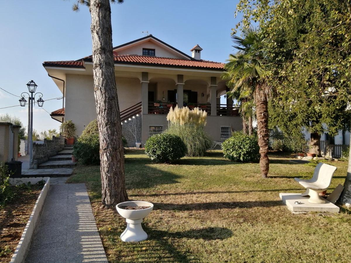 Amo' Le Langhe Bed & Breakfast Narzole Екстериор снимка
